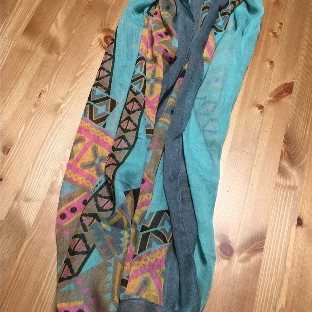 Infinity Scarf - Picture 2 of 3